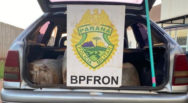 BPFRON apreende veículo carregado com combustível em Santo Antônio do Sudoeste-PR