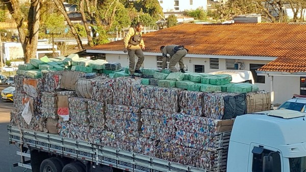 Quase 3 mil quilos de maconha são apreendidos pela Polícia