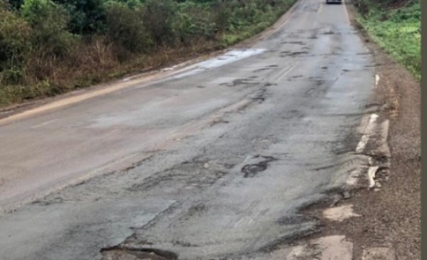 Sete a cada dez rodovias de SC tem algum tipo de problema, diz pesquisa; confira ranking