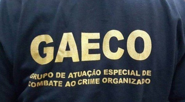 GAECO cumpre mandados de busca e apreensão em secretaria municipal de Guaraciaba