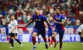 Grêmio é amassado pelo Bahia e se distancia da briga pela Libertadores