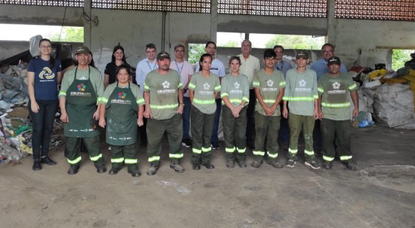 Município discute plano de saneamento e gestão de resíduos em reunião com entidades