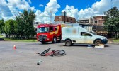 Ciclista fica ferido em colisão com picape no Bairro Jardim Peperi