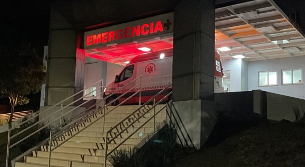Dupla tentativa de feminicídio é registrada próximo à Prefeitura Municipal
