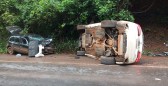 Colisão frontal na BR-282 deixa feridos