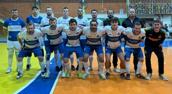Princesa perde para São José do Cedro no Regional de Futsal