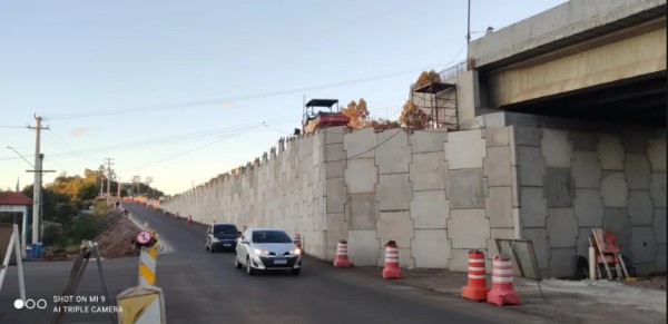 Obras do viaduto de Guaraciaba podem paralisar e funcionários correm risco de demissão