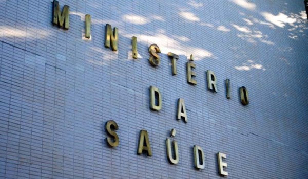 Ministério da Saúde incinerou R$ 277 milhões em vacinas da Covid-19 em 2024