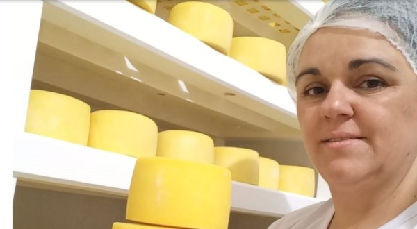 Produtora de Dois Vizinhos vence o Prêmio Expobel de Queijos Coloniais do Sudoeste
