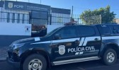 Mulher suspeita de envolvimento em homicídio é presa