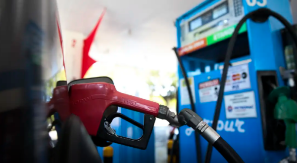 Governo zera tributos federais da gasolina e amplia subsídios a combustíveis antes do segundo turno