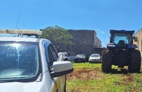Trator é recuperado após possível apropriação indébita