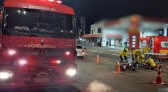 Motociclista sofre fratura exposta após colisão com carro no Centro