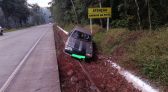 Saída de pista mobiliza Polícia Militar Rodoviária no Oeste de Santa Catarina