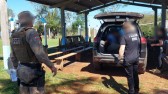 Operação policial prende dois homens responsáveis por furto de veículos