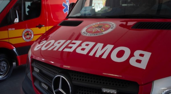 Homem é atropelado por moto em faixa de pedestres