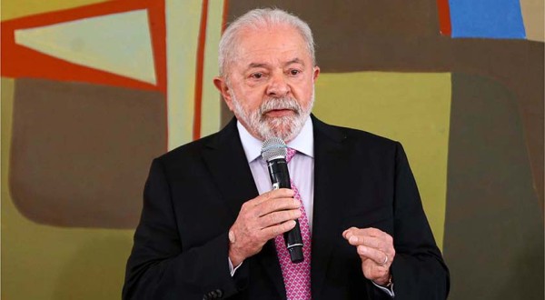 Lula quer preservar salário mínimo e Bolsa Família em texto da nova regra fiscal