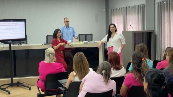 Programa Indira realiza diálogo sobre direitos e proteção às mulheres na Câmara de Vereadores