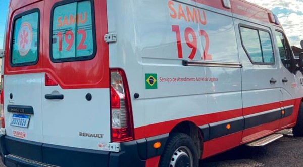 Em pânico, mãe aciona o SAMU após filho fingir não acordar para não ir à escola