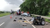 Argentina de 22 anos morre após carro capotar na BR-101