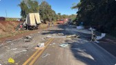 Grave acidente envolve seis veículos e interdita totalmente a rodovia BR-369