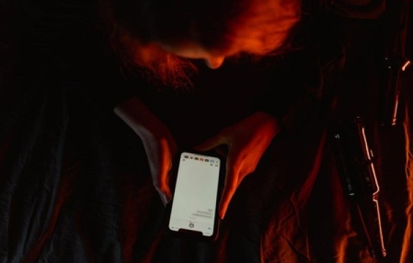 Casal que aplicava golpes com comprovante falso de Pix é preso