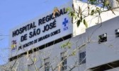 Polícia investiga caso de idosa encontrada viva após ser declarada morta por hospital de SC