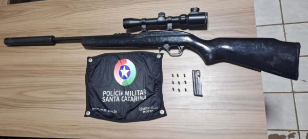 Polícia Militar apreende arma de fogo