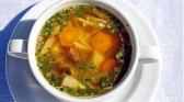 Confira receitas de sopas para se esquentar nesse frio