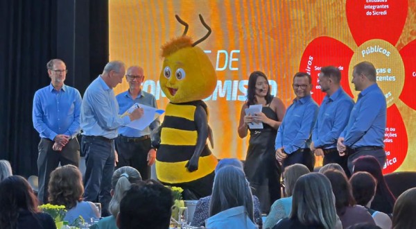 Sicredi Fronteiras celebra 20 anos do Programa A União Faz a Vida em Capanema