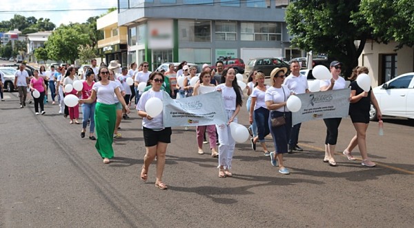 Caminhada alusiva ao Janeiro Branco é realizada
