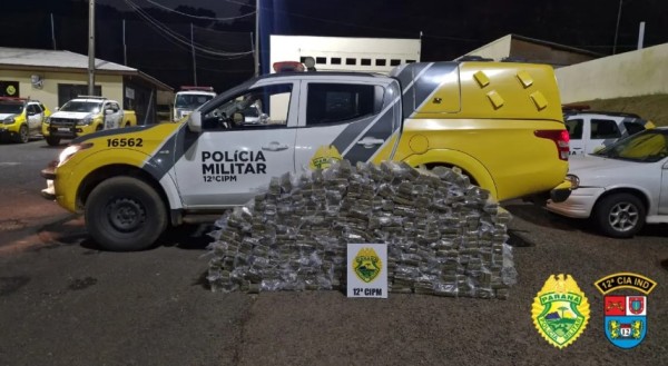 Polícia Militar apreende veículo com 400 quilos de maconha na PRC-280