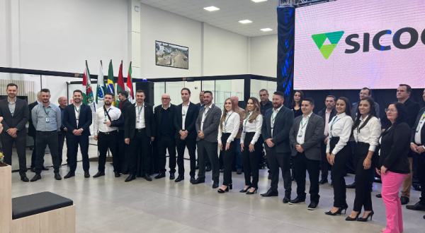 Nova agência Sicoob Vale Sul é inaugurada em noite de gala