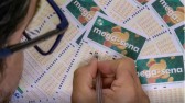Mega-Sena acumula e prêmio vai a R$ 60 milhões