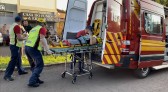 Idosa sofre ferimentos após ser atropelada no centro