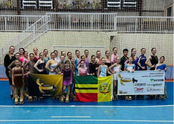 Águia Dourada é destaque em campeonato de patinação