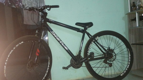 Bicicleta é furtada em plena luz do dia