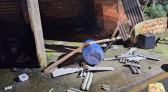 Homem é preso após ameaçar colocar fogo na casa da mãe e danificar garagem