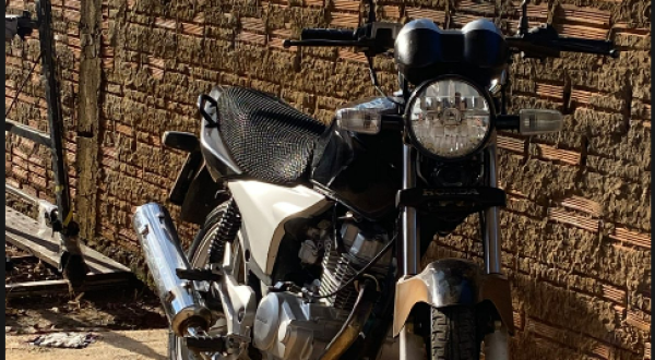 Motocicleta é furtada no Centro durante a madrugada