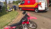 Acidente de trânsito entre carro e moto deixa homem ferido
