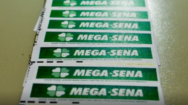 Mega-Sena acumula para R$ 48 milhões