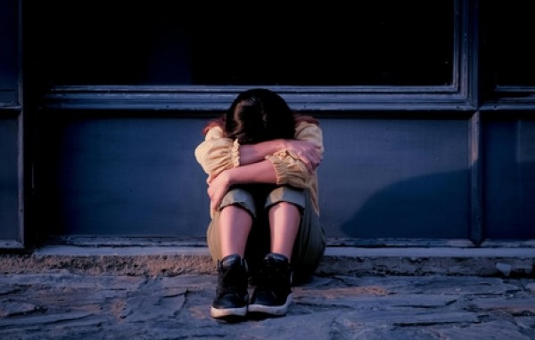 Casal é condenado por violência e abandono de filha adotiva