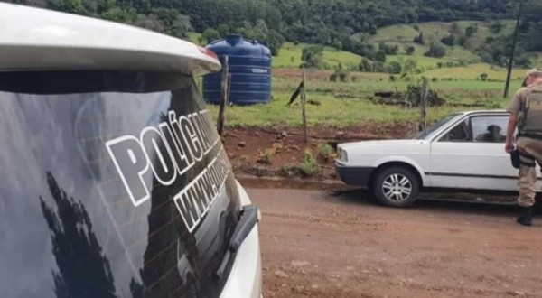 PM recupera veículo com registro de furto no interior do município