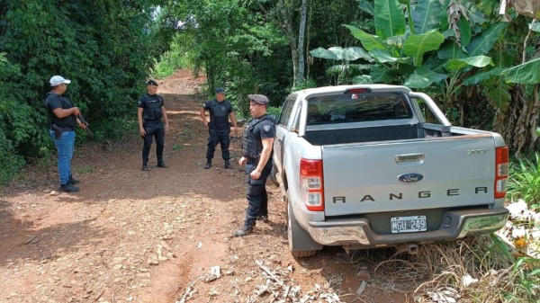 Caminhonete que foi furtada em plena luz do dia é recuperada poucas horas após o furto