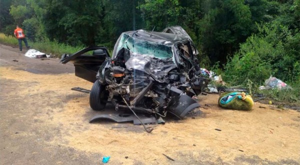 Idoso e menina de 11 anos morrem em grave acidente na BR-153, no Oeste de SC