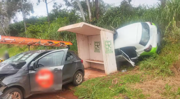 Paciente morre após grave acidente com carro da Saúde do Paraná