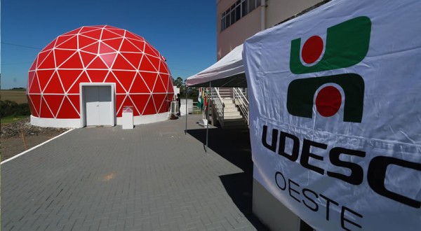 Udesc inaugura planetário digital em Pinhalzinho   - via https://economiasc.com