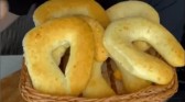 Já comeu Chipa? Confira uma receita com poucos ingredientes