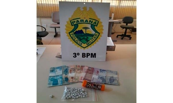 Após denúncias, homem é preso com 61 pedras de crack em Itapejara do Oeste