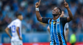 Renato resgata jogadores experientes e amplia opções no Grêmio